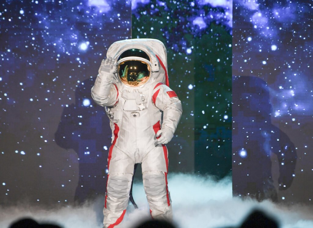 China Advances Manned Lunar Program for Historic 2030 Moon Landing